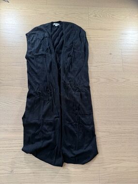 Camber & Grace Long Black Sleeveless Open Cardigan Vest